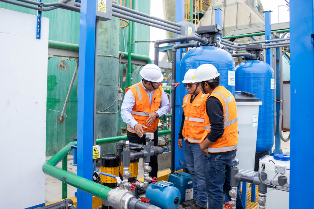 TÉCNICOS INGENIERIA DE TRATAMIENTO DE AGUA - AQUAPURE